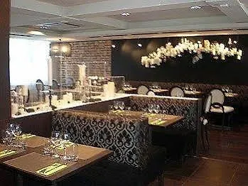 Le Vert Bocage Hotel 2*